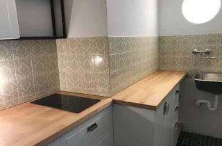 Wohnung mieten in 68159 Mannheim, Kompakte Altbauwohnung mit Terrasse im Jungbusch – ideal für Studierende