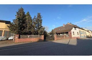 Einfamilienhaus kaufen in 66424 Homburg, +++Einfamilienhaus mit ebenem Südgarten, großer Garage und Scheune im Herzen von Einöd+++