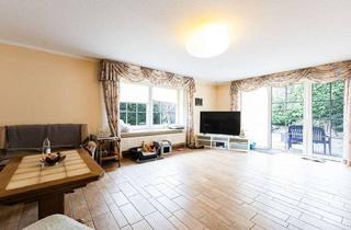 Haus kaufen in 25746 Ostrohe, Wohnen auf einer Ebene – charmanter Bungalow mit Garten und Garage in Ostrohe