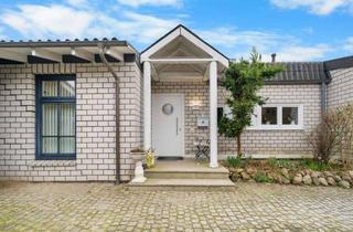 Einfamilienhaus kaufen in 23626 Ratekau, Besonderes Einfamilienhaus in begehrter Lage von Ratekau auf schönem Grundstück
