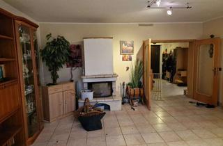 Haus kaufen in 04610 Meuselwitz, Geräumiges Haus mit Garten, Wintergarten, zwei Balkonen, Pool und Kamin – Ihr Traumdomizil!