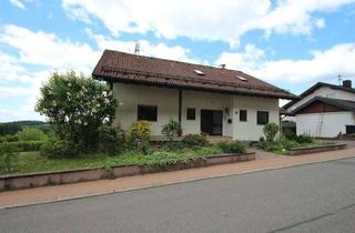 Haus kaufen in 74838 Limbach, Attraktives Wohnhaus mit viel Platz und überdachtem Schwimmbad ...