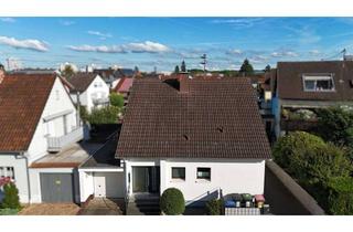 Haus kaufen in 76149 Neureut, ATTRAKTIVES 2-3 FAMILIENHAUS MIT GARTEN, TERRASSEN & BALKON IN TOP-LAGE!