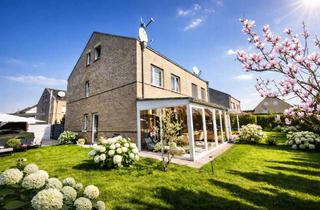 Doppelhaushälfte kaufen in 12529 Schönefeld, Familienfreundliche Doppelhaushälfte mit ausgebautem Dachgeschoss und Wintergarten