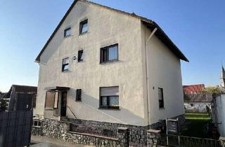 Haus kaufen in 61118 Bad Vilbel, Solide Kapitalanlage: Vermietetes Dreifamilienhaus in gefragter Wohnlage