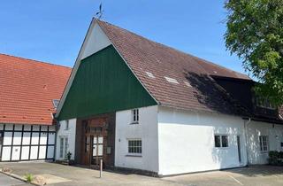 Haus kaufen in 32120 Hiddenhausen, Wohnimmobilie mit vielen Möglichkeiten. In begehrter Lage von Hiddenhausen