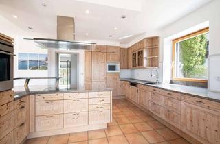 Einfamilienhaus kaufen in 85402 Kranzberg, Wohlfühloase und energetisch top (A+)! Großes Einfamilienhaus auf herrlichem Grundstück