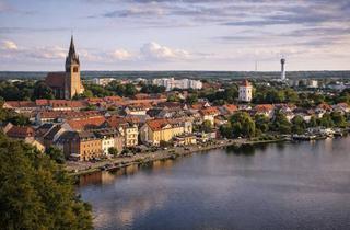 Grundstück zu kaufen in 15344 Strausberg, Großzügiges Eckgrundstück in gefragter Wohnlage von Strausberg