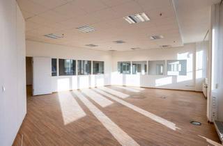 Praxen mieten in 27749 Mitte, *** BÜRO oder PRAXISFLÄCHEN - BARRIEREFREI durch PERSONENAUFZUG im 1 OG ***