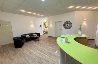 Büro zu mieten in 96476 Bad Rodach, Hochwertig ausgestattete Praxis-/Büroflächen in verkehrsgünstiger Lage zu vermieten!