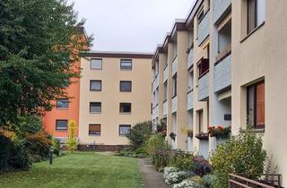Wohnung kaufen in 38104 Braunschweig, vermietete Uni-nahe 1-Zimmer Hochparterre-Wohnung mit separater EBK + Balkon