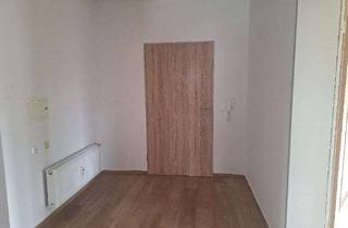 Wohnung mieten in Am Helenental, 34537 Bad Wildungen, Helle 110-qm-Wohnung mit 2 Balkonen und Parkett