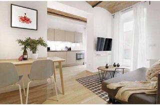 Wohnung mieten in Stephan Straße 52, 10559 Tiergarten, Geschmackvolle vollmöblierte Wohnung mit zwei Zimmern sowie Balkon und EBK in Berlin