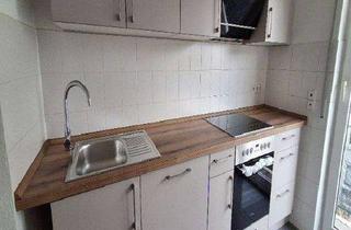 Wohnung mieten in 71636 Ludwigsburg, Renovierte 2-Zimmer-Wohnung mit großem Balkon in bester Lage in Ludwigsburg-West