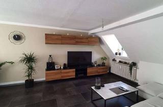 Wohnung mieten in 47799 Cracau, Helle 2-Zimmer-Dachgeschosswohnung mit Terrasse