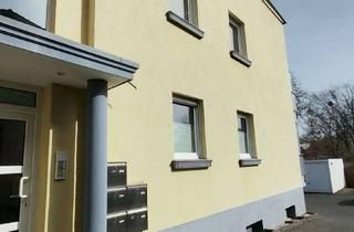 Wohnung mieten in 53879 Euskirchen, Zentrales Wohnen in Euskirchen: 2 Zimmer mit EBK, modernem Bad & Garage