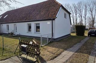 Haus kaufen in 18445 Altenpleen, Einmaliges Grundstück mit schöner und kuscheliger DHH - Blick auf den Bodden