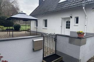 Haus mieten in 45219 Kettwig, Zeit zu zweit genießen – freistehendes Einfamilienhaus in Kettwig mit Terrasse und Garten