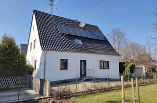 Haus mieten in Pfarrstraße 10, 86517 Wehringen, Attraktives Einfamilienhaus mit Garten am Bach