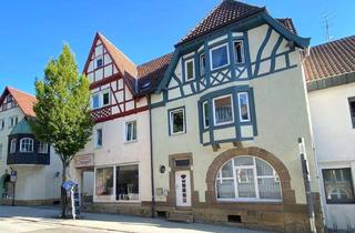 Anlageobjekt in 74360 Ilsfeld, Top-Renditestarkes Ensemble in Ilsfeld: 3 Häuser, Scheune, Wohn- & Gewerbeflächen + 13 Stellplätze