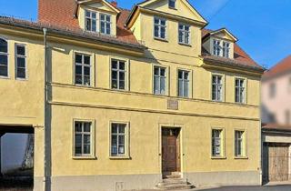 Wohnung kaufen in 99423 Weimar, Denkmalschutz - Vermietete 4‑Zimmer‑Wohnung im historischen Hummelhaus im Weimar