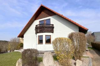 Einfamilienhaus kaufen in 91183 Abenberg, Wohnen auf einer Ebene:Einfamilienhaus mit Keller undausbaufähigem Dachgeschosssowie zwei Garagen