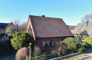 Haus kaufen in 49843 Uelsen, Zweifamilienhaus in schöner Lage von Uelsen