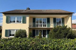 Haus kaufen in 86633 Neuburg, Neuburg an der Donau - Exklusives Zweifamilienhaus beim Englischen Garten mit vielen Modernisierungen, Balkon & Garage