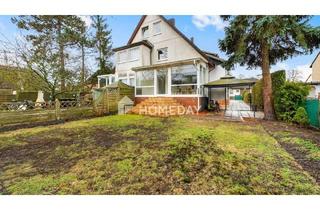 Doppelhaushälfte kaufen in 13591 Berlin, Berlin - Doppelhaushälfte mit vier Zimmern, Wintergarten, Gartenidylle und Vollkeller