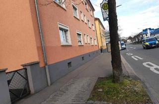 Wohnung kaufen in 78224 Singen, Singen (Hohentwiel) - sofort bezugfreier zentr. vollmöbl. 2-Z-App.+ Parkpl. am Bodensee