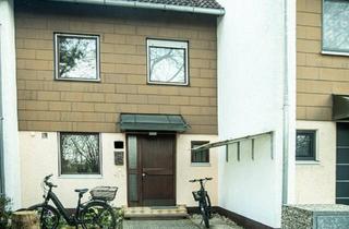 Reihenhaus kaufen in 85055 Ingolstadt, Ingolstadt - Reihenmittelhaus, Oberhaunstadt, 2 Garagen, EBK, ohne Provision