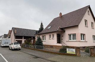 Haus kaufen in 76689 Karlsdorf-Neuthard, Karlsdorf-Neuthard - ### Zweifamilienhaus mit Nebengebäuden und Scheune ###