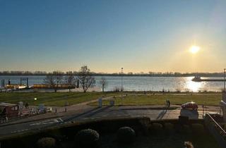 Haus kaufen in 22880 Wedel, Wedel - Exklusives Penthouse Eigentumswohnung mit Elbblick