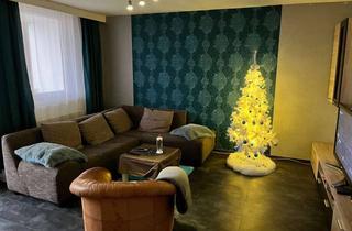 Wohnung kaufen in 33104 Paderborn, 4 Zimmer Wohnung mit Außenstellplatz in Paderborn-Schloss Neuhaus
