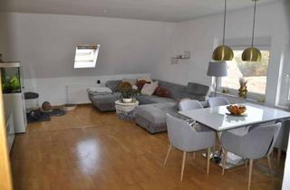 Wohnung kaufen in 65510 Hünstetten, Moderne 3-Zimmer-Dachgeschoss-Maisonettewohnung mit Terrasse und Einzelgarage!