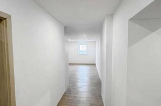 Wohnung kaufen in 94577 Winzer, Modernes Wohnen auf höchstem Niveau – kernsanierte 2-Zimmer-Wohnung