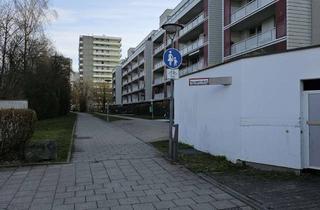 Wohnung kaufen in August-Macke-Weg, 81477 München, Helle 2 Zimmer Wohnung in München Solln
