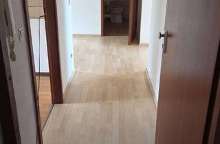 Wohnung kaufen in Moningerstraße 18, 76135 Weststadt, Von privat - 2,5-Zimmer Dachgeschosswohnung in Karlsruhe Weststadt