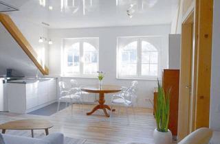 Wohnung kaufen in 76891 Bundenthal, Wunderschöne Eigentumswohnung mit Blick zur Burg Berwartstein und zum Lindelbrunn