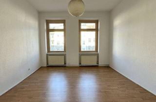 Wohnung kaufen in Urbanstraße, 10961 Kreuzberg, Bezugsfreie 2-Zi.-Altbauwohnung mit Flair – lichtdurchflutet und groß, in bester Lage Kreuzbergs!