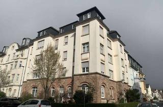 Wohnung kaufen in Gustav-Adolf-Straße 16, 63452 Hanau, Charmante 2-Zimmer Dachgeschosswohnung in Hanau