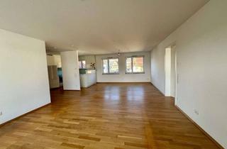 Wohnung mieten in 72622 Nürtingen, Großzügige 4,5-Zimmer-Wohnung mit sonnigem Balkon in zentraler Lage