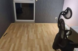 Wohnung mieten in Neuwerk 12, 52399 Merzenich, 2 Zimmer Wohnung mit Balkon und Garage in Merzenich