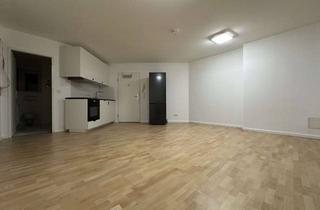 Wohnung mieten in Ulmenstraße 69, 15366 Hoppegarten, Schönes Apartment mit Terrasse - Renoviert mit neuer Einbauküche