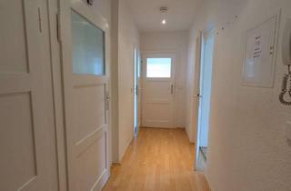 Wohnung mieten in Altenbacher Straße, 04828 Bennewitz, +++FREUNDLICHE 3-R. WHG+M. BALKON+BAD M. WANNE U. FENSTER+++