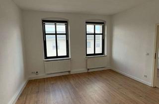 Wohnung mieten in Herbert-Jensch-Str. 107, 15234 Lichtenberg, geräumige, renovierte 2-Raumwohnung in zentraler Lage