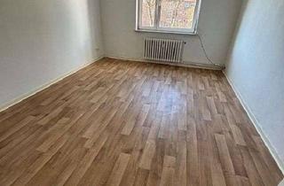 Wohnung mieten in Lessingstr., 24536 Brachenfeld, 3 Zimmerwohnung mit Balkon zum selber Streichen/Tapezieren - Vermietbar ab 16.04.2026!