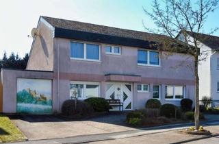 Einfamilienhaus kaufen in 56288 Kastellaun, Wohnerlebnis mit Mehrwert -Großzügiges Einfamilienhaus mit Einliegerappartements