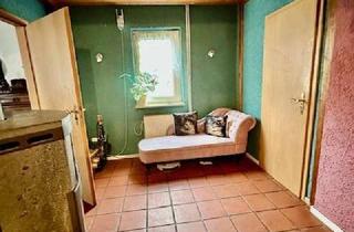 Einfamilienhaus kaufen in Schulstrasse, 56357 Holzhausen, Einfamilienhaus mit Garten, Vorhof und großer Scheune!