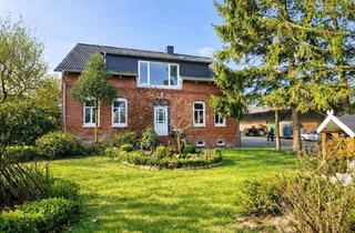 Haus kaufen in 21729 Freiburg, Kernsanierter Resthof mit 3 Ha Eigenland, Reitplatz und Halle
